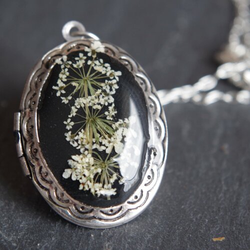 Médaillon avec photographie collier personnalisé bijou avec de vraies fleurs cadeau pour la fête des mères cadeau d'anniversaire 