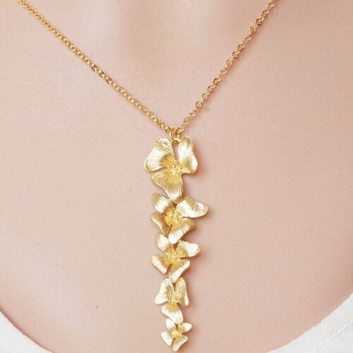 Collier avec des orchidées collier avec des fleurs dorées cadeau pour la fête des mères cadeau pour grand mère collier doré