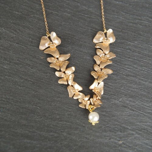 Collier avec des orchidées collier de mariage collier de demoiselle d'honneur collier avec une perle