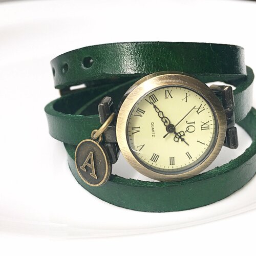 Montre personnalisée montre avec des initiales montre verte montre vintage montre pour femme montre à plusieurs tours