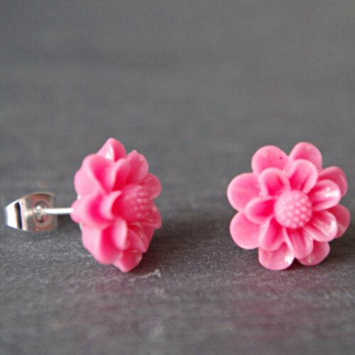Clous d'oreilles boucles d'oreilles avec des fleurs fleurs roses shabby chic cadeau de noël boucles  d'oreilles pour fille