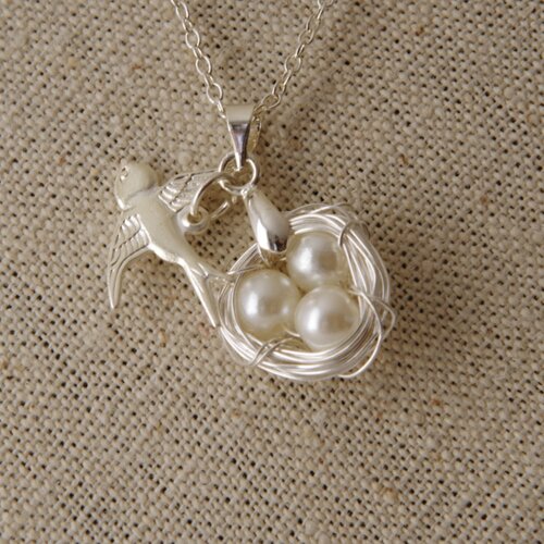 Collier avec un nid collier avec un oiseau collier avec un moineau pendentif avec des perles collier pour femme  