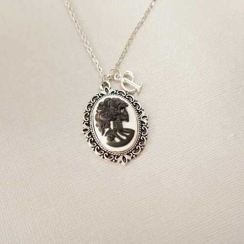 Collier skeleton cameo bijoux en argent avec lettres personnalisées jour du collier collier cadeau de halloween pour son collier gothique