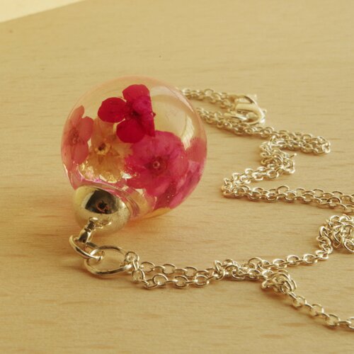 Collier avec des fleurs collier argenté vraies fleurs fleurs roses cadeau de noël collier pour elle fleurs dans de la résine globe