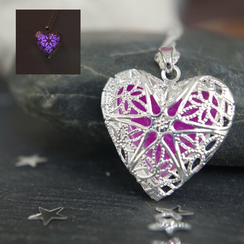 Violet coeur lueur éclatante pendentifs petit coeur lueur de collier dans la sombre éclatante bijoux lumineux pendentif  cadeau  