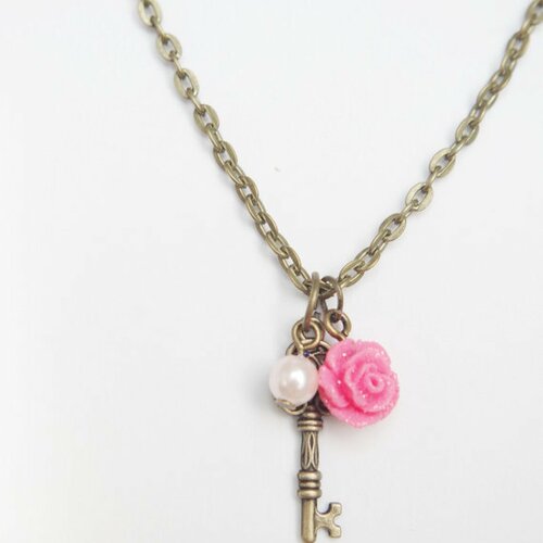 Collier avec une clé collier avec une rose collier antique collier bronze collier pour le mariage cadeau de noël pour elle 