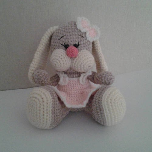 Amigurimi, animaux au crochet, doudou, décoration chambre d'enfant, cadeaux de naissance, jouet , petit chien pour collection , figurine