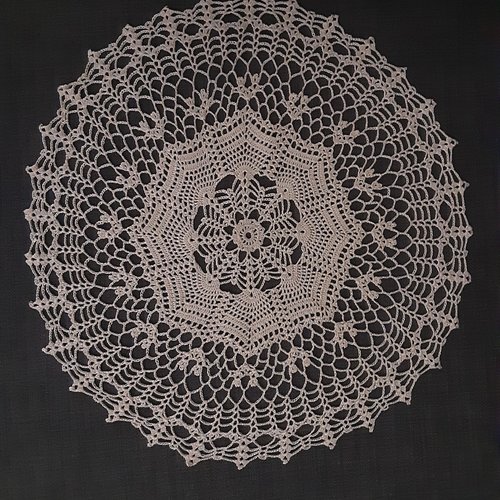 Napperon au crochet , dentelle ,rideaux au crochet , napperon ,décoration de table , chemin de table ,decoration  maison ,