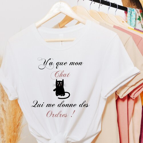 T-shirt personnalisé chat humoristique ! idée cadeau pour les esclaves de leur chat !