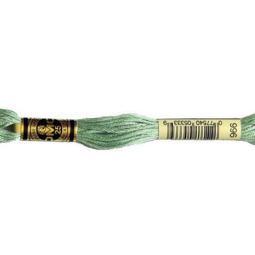 Fil dmc n°966, mouliné spécial, échevette de coton vert clair, à broder . 