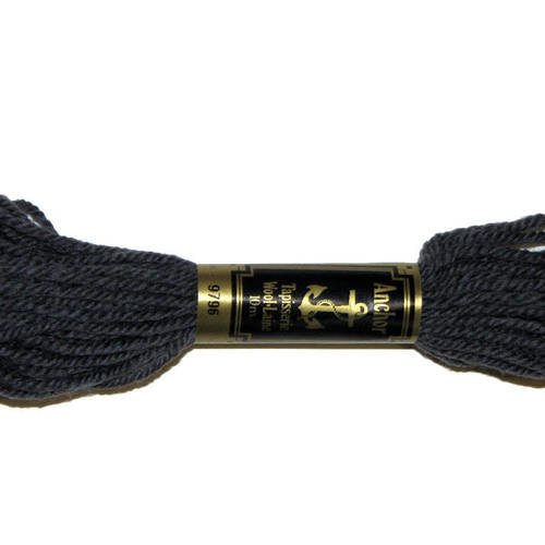 Laine anchor n°9796, échevette de laine pour la confection de tapisseries. 