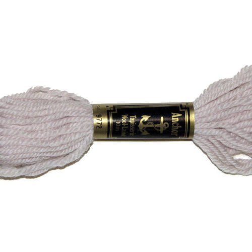 Laine anchor n°9772, échevette de laine pour la confection de tapisseries. 