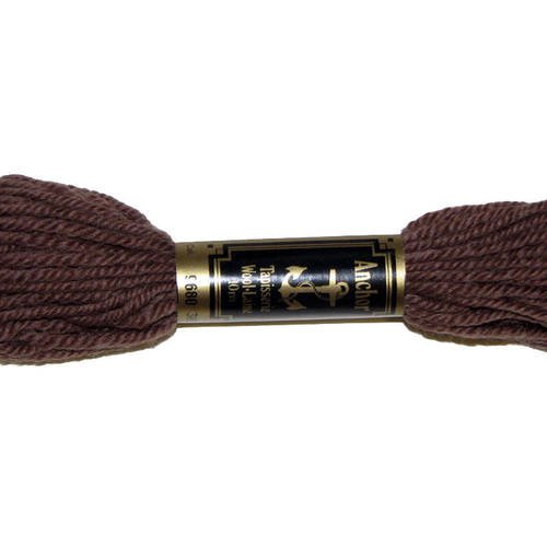 Laine anchor n°9680, échevette de laine pour la confection de tapisseries. 