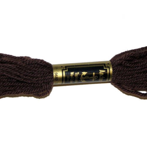 Laine anchor n°9682, échevette de laine pour la confection de tapisseries. 