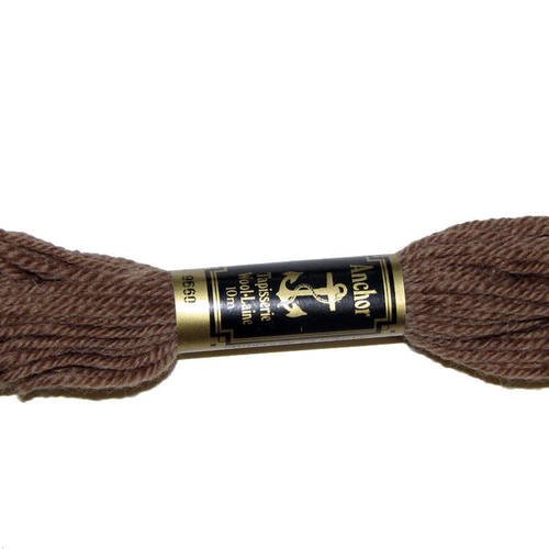 Laine anchor n°9660, échevette de laine pour la confection de tapisseries. 