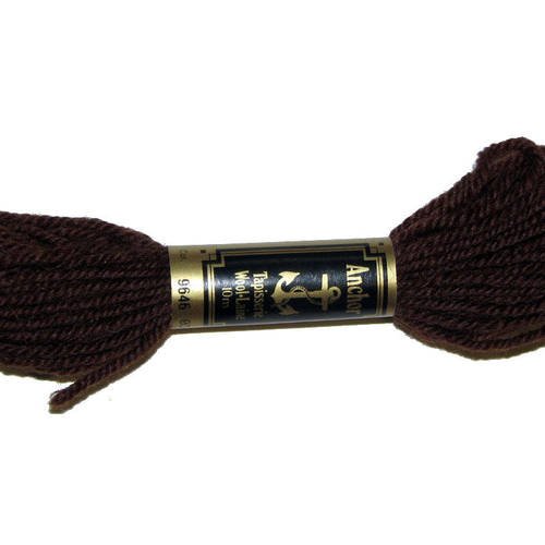 Laine anchor n°9646, échevette de laine pour la confection de tapisseries. 
