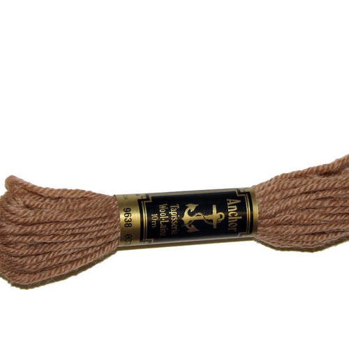 Laine anchor n°9638, échevette de laine pour la confection de tapisseries. 
