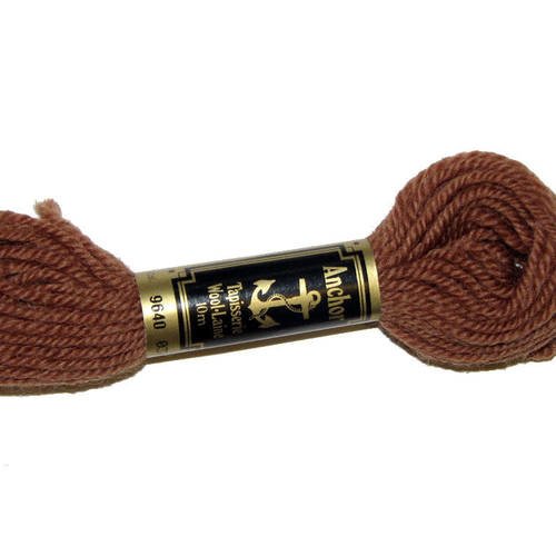 Laine anchor n°9640, échevette de laine pour la confection de tapisseries. 