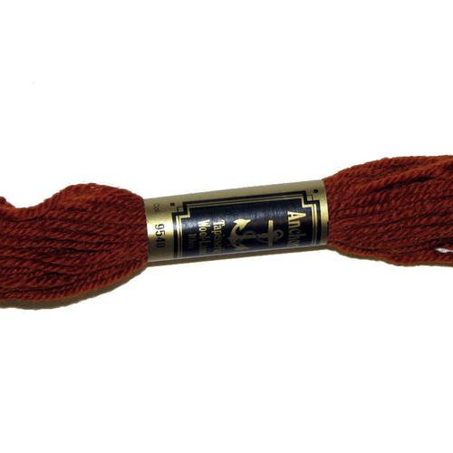 Laine anchor n°9540, échevette de laine pour la confection de tapisseries. 