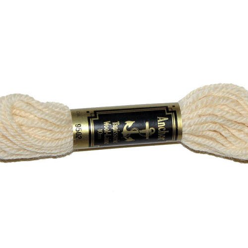 Laine anchor n°9502, échevette de laine pour la confection de tapisseries. 