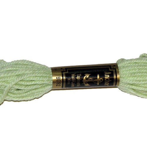 Laine anchor n°9092, 1 échevette de laine pour la confection de tapisseries. 