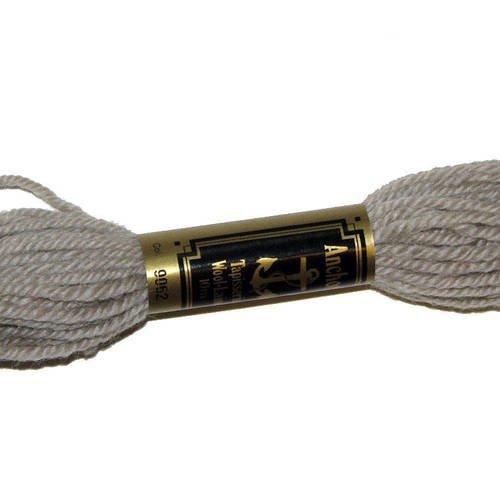 Laine anchor n°9062, 1 échevette de laine pour la confection de tapisseries. 