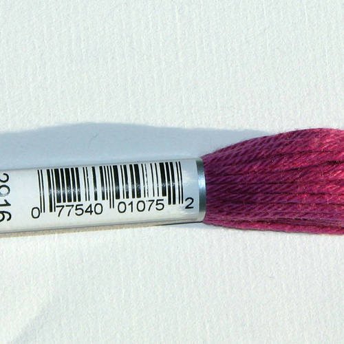 Dmc n°2916, échevette de coton rose violet pour tapisserie et canevas