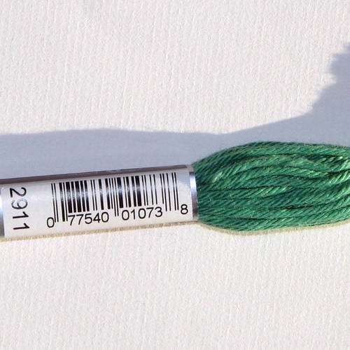 Dmc n°2911, échevette de coton vert pour tapisserie et canevas