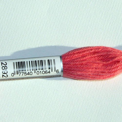 Dmc n°2892, échevette de coton rose pour tapisserie et canevas