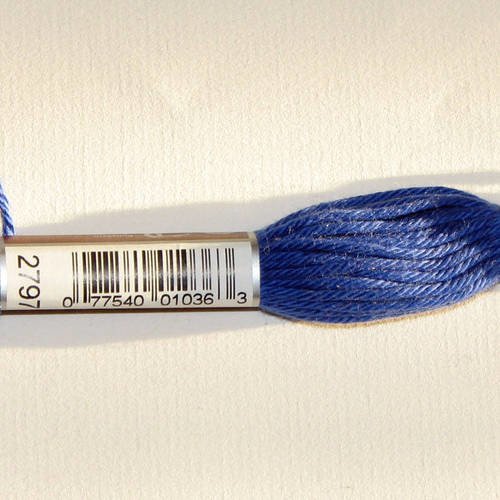 Dmc n°2797, échevette de coton bleu pour tapisserie et canevas