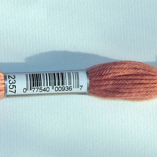Dmc n°2357, échevette de coton rose pour tapisserie et canevas