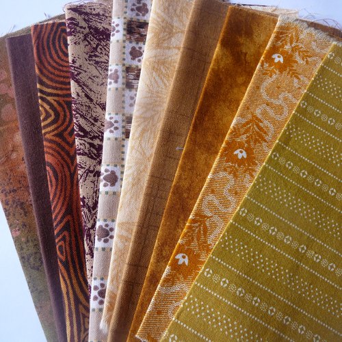 Patchwork - lot e 10 carres tissus coton,tons marron - jaune - patchwork