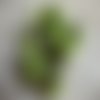 Fleurs en tissu : bouquet de 10 roses en tissu couleur vert pomme avec feuillage vert tendre