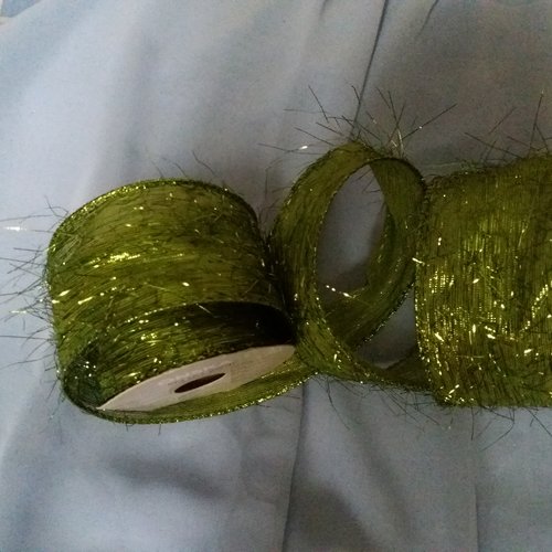 Ruban de fete, decoration noel, ruban vert a franges , elegant et raffine - cadeaux, decorations, emballages