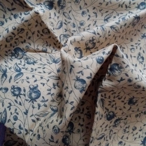 Coupon tissu patchwork en coton, fond jaune avec impression feuillage bleu - 55 cm x 45 cm - couture, cartonnage, décoration,