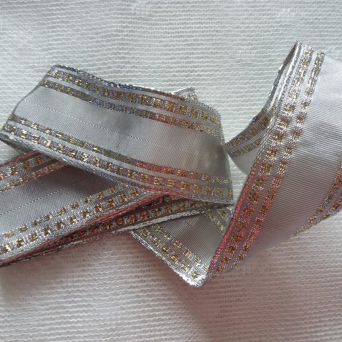 Joli ruban de fête gris-clair avec fils argentés,  2 m x 4 cm - noël, décorations, loisirs créatifs