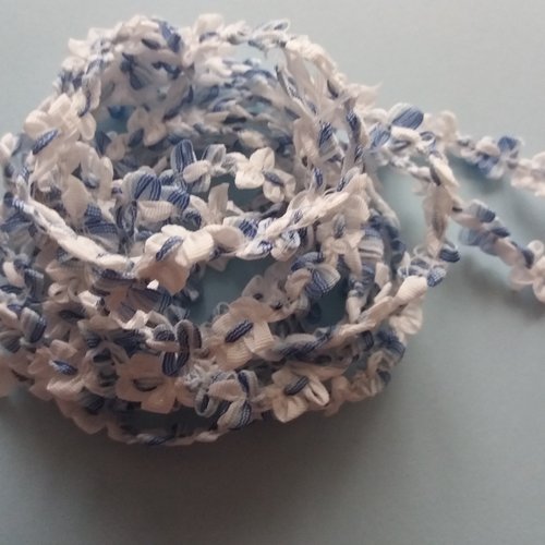Ruban décoratif petites fleurs blanches et bleues - 2 m x 1 cm - décorations, petites finitions, customisation