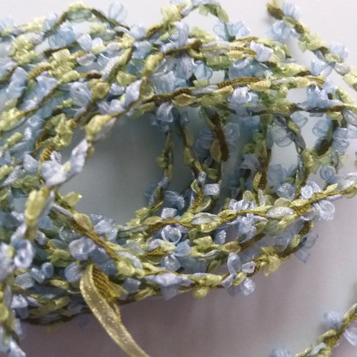 Ruban fin décoratif petites fleurettes bleues et vertes - 2 m x 8 mm - décorations, petites finitions, customisation