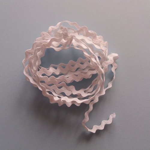 Galon croquet festonné blanc - 2 m x 5 mm - pour créations textiles, petites finitions, bordures, déco