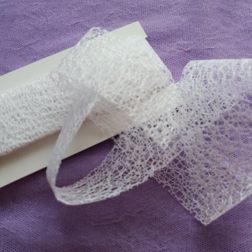 3 m de ruban décoratif home-déco, fibres aspect filet blanches, souple, 3,5 cm de largeur