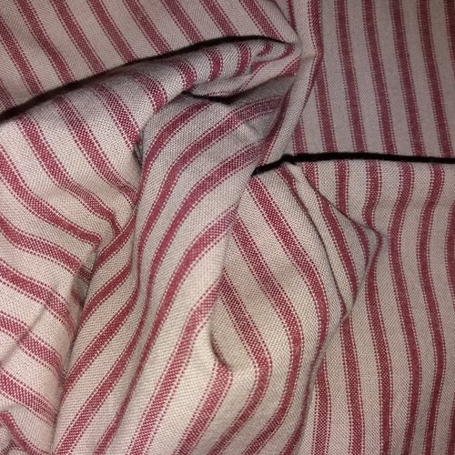 Tissu en coton beige avec rayures grenat, esprit "country" - 75 cm x 55 cm - travaux textiles, patchwork, cartonnage, customisation