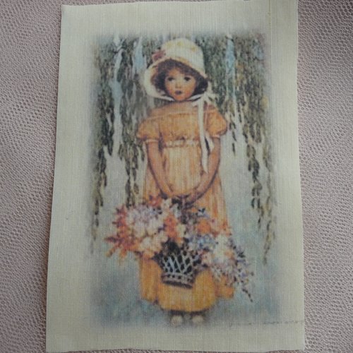 Transfert textile fillette en robe jaune - créations textiles, customisation, collages,