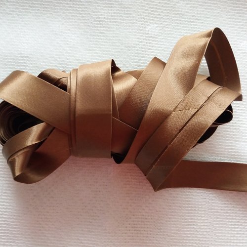 9 m de galon biais satiné couleur marron