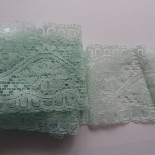 Dentelle fine, grande largeur, couleur vert clair, 2 m x 8,5 cm -  très jolie couleur ton pastel