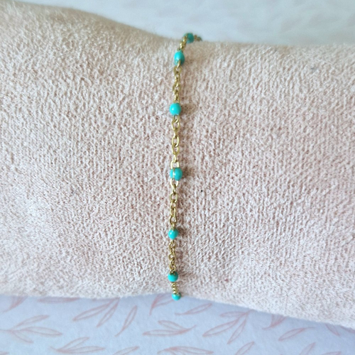 Bracelet perle résine bleu turquoise