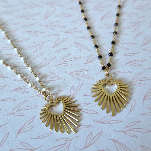 Collier femme doré perles résine pendentif coeur céleste
