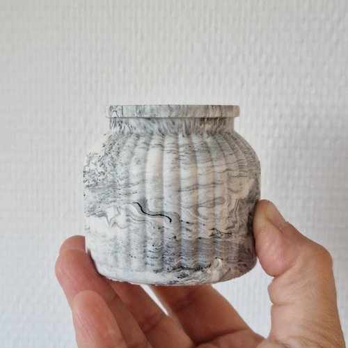 Petit pot marbré