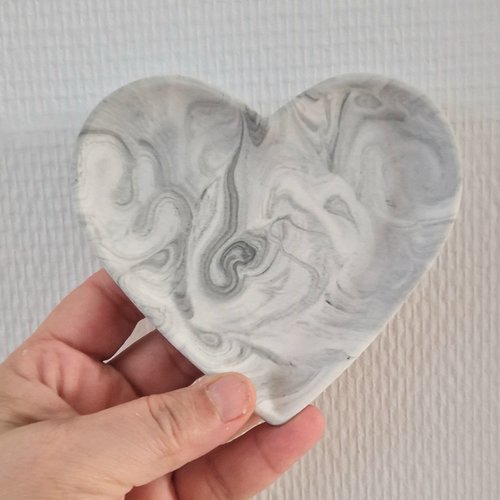 Plateau vide poche coeur en jesmonite
