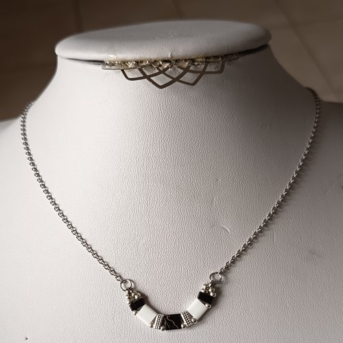 Collier  perles tila  a714