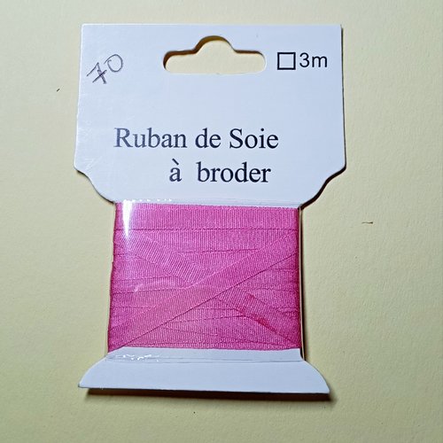 Ruban de soie à broder rose